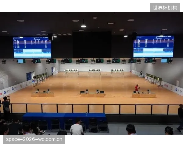 中国国家射箭队在北京启用激光自动校准电子靶，为巴黎奥运会后的新周期选拔提供更公正的技术保障